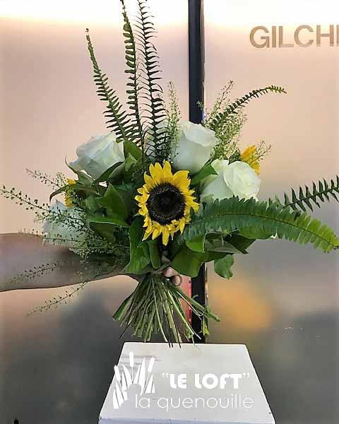 Sunflowers and roses bouquet