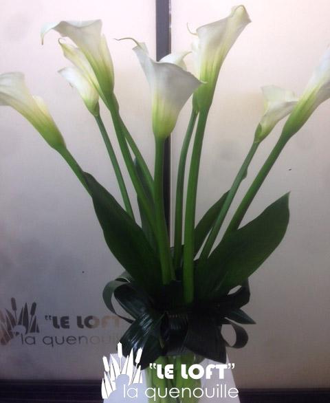 Calista unique flower arrangement